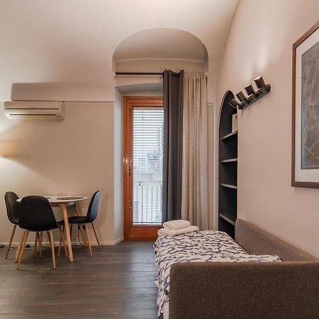 Familia Apartaments - 048 By Happyhostorino Exterior foto